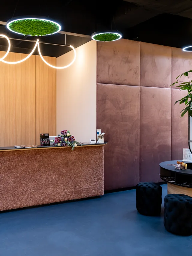 Empfang im MOnB Kosmetikstudio Sillpark Innsbruck
